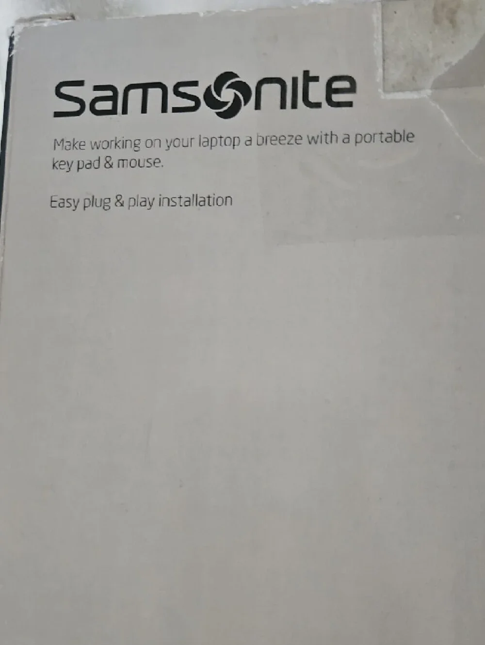 Samsonite Silver Numeric Keypad and Matching Silver Optical Mouse